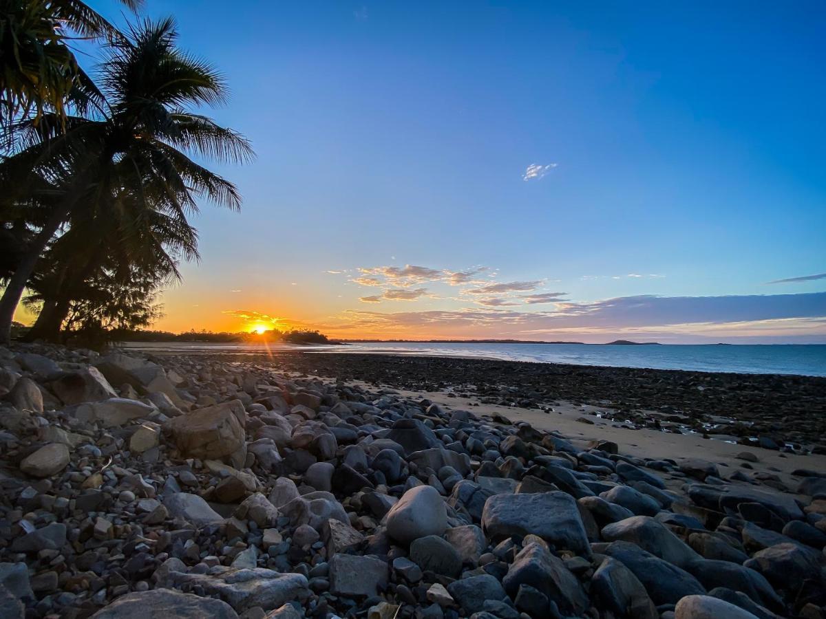 Whitsunstays - The Resort By The Sea Mackay Exteriör bild